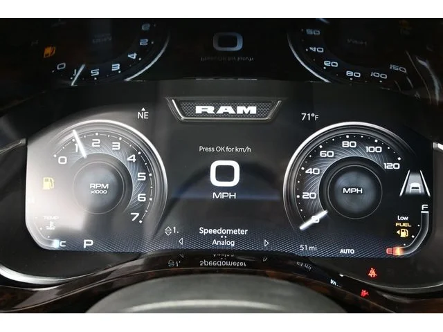 Nuevos RAM 1500 à Estados chez autogozo