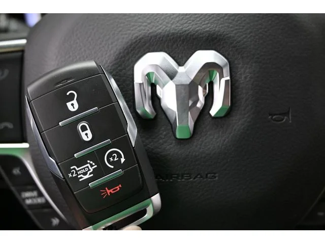 Nuevos RAM 1500 à Estados chez autogozo
