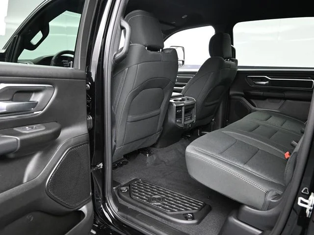 Nuevos RAM 1500 à Estados chez autogozo