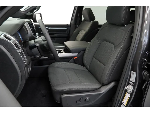 Nuevos RAM 1500 à Estados chez autogozo
