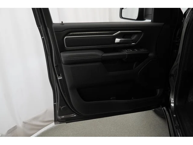 Nuevos RAM 1500 à Estados chez autogozo