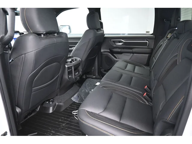Nuevos RAM 1500 à Estados chez autogozo