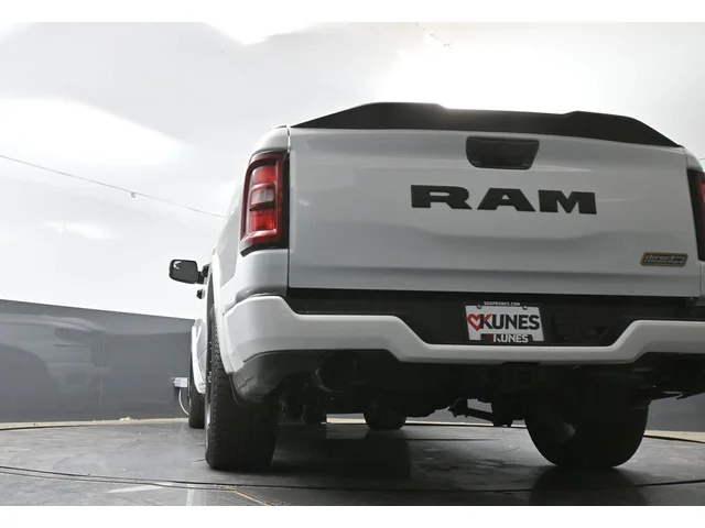Nuevos RAM 1500 à Estados chez autogozo