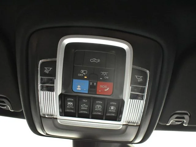 Nuevos RAM 1500 à Estados chez autogozo