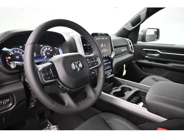 Nuevos RAM 1500 à Estados chez autogozo