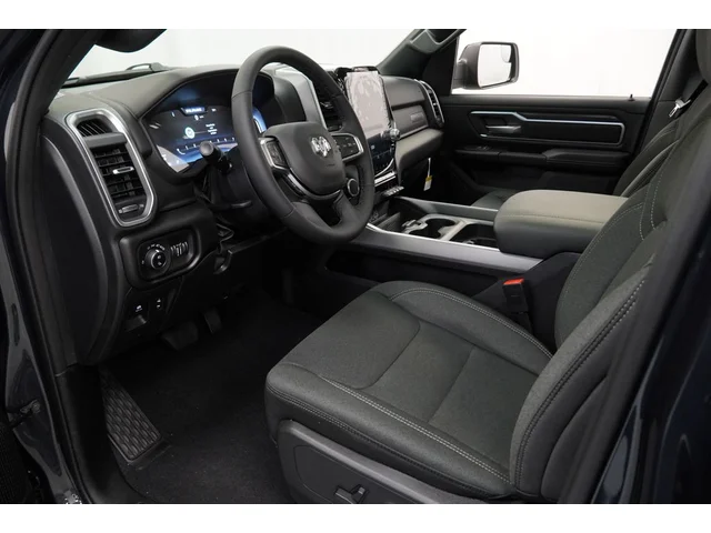 Nuevos RAM 1500 à Estados chez autogozo