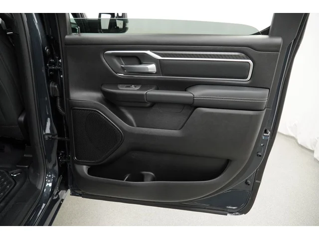 Nuevos RAM 1500 à Estados chez autogozo