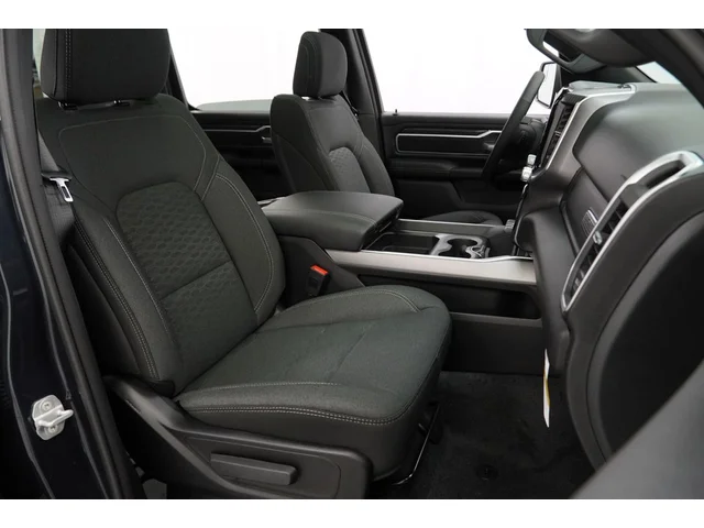 Nuevos RAM 1500 à Estados chez autogozo