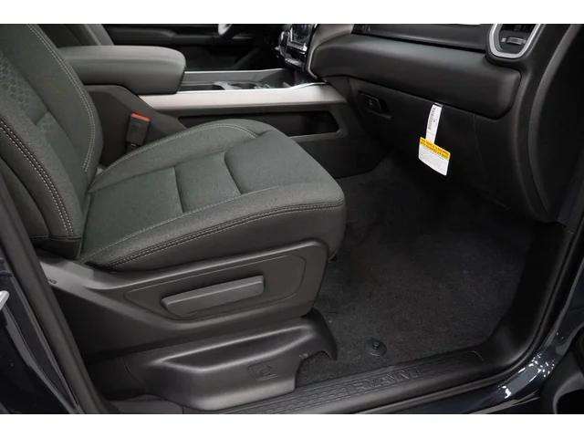 Nuevos RAM 1500 à Estados chez autogozo