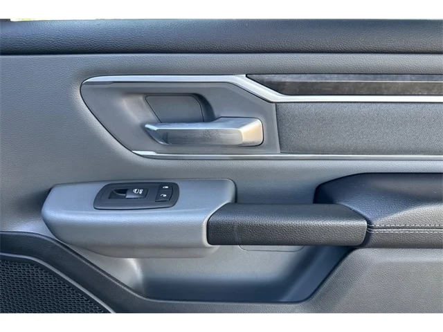 SEMINUEVOS RAM 1500 at ELK GROVE in Elk Grove Buick GMC