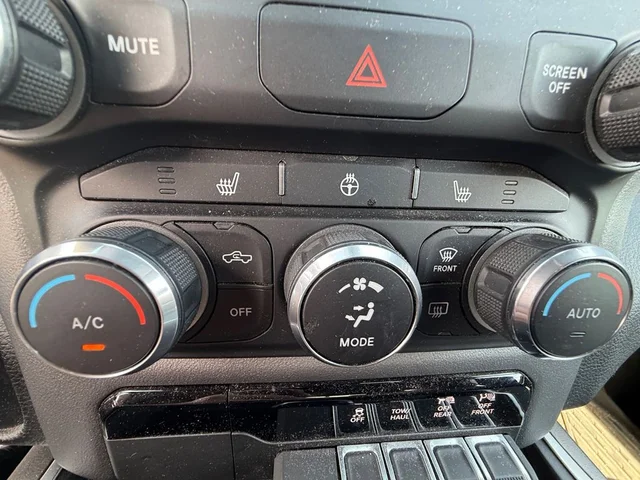 SEMINUEVOS RAM 1500 a Estados en autogozo