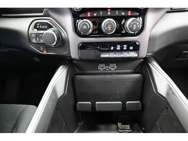 Nuevos RAM 1500 à Estados chez autogozo