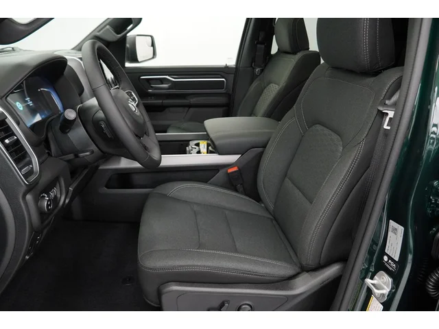 Nuevos RAM 1500 à Estados chez autogozo