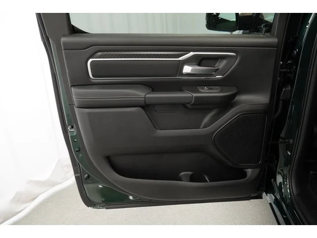 Nuevos RAM 1500 à Estados chez autogozo