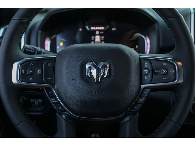 Nuevos RAM 1500 à Estados chez autogozo