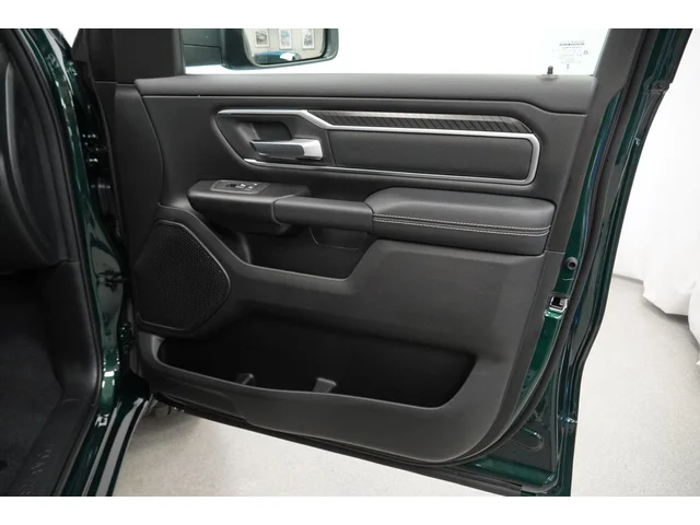 Nuevos RAM 1500 à Estados chez autogozo
