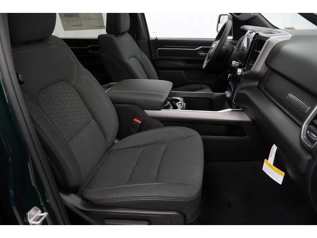 Nuevos RAM 1500 à Estados chez autogozo