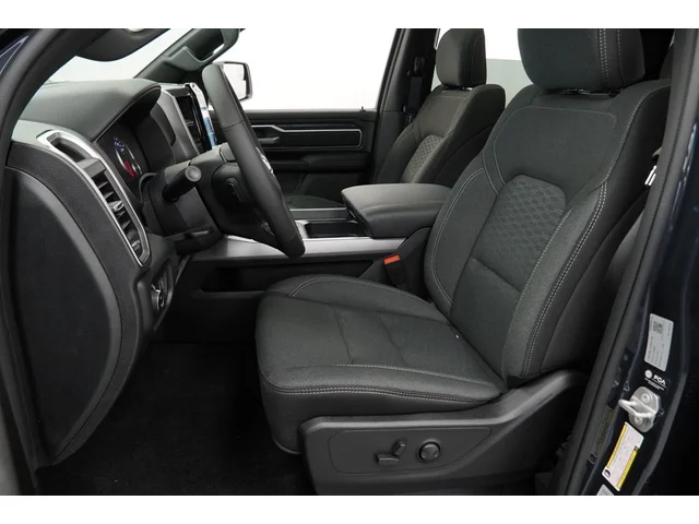 Nuevos RAM 1500 à Estados chez autogozo