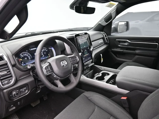 Nuevos RAM 1500 à Estados chez autogozo