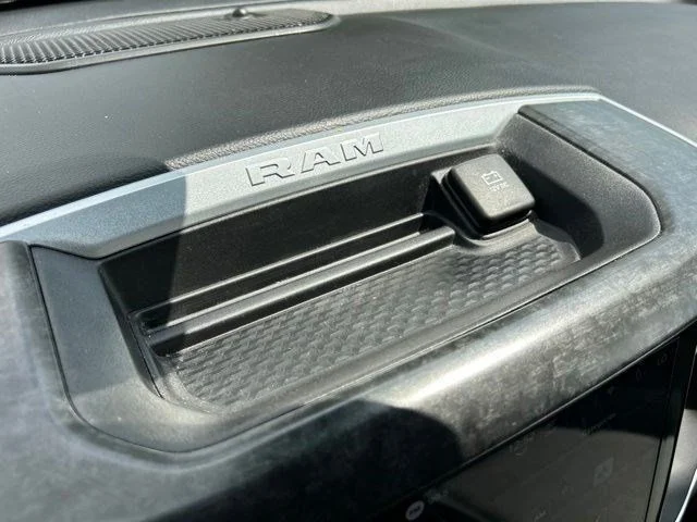 SEMINUEVOS RAM 1500 a Estados en autogozo