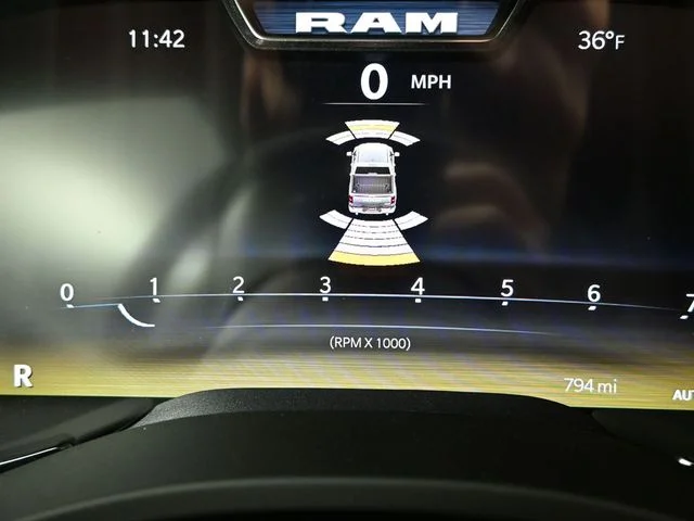 Nuevos RAM 1500 à Estados chez autogozo