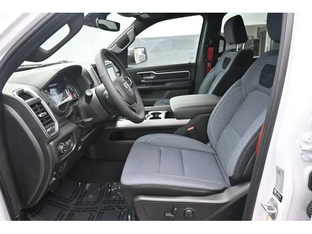 Nuevos RAM 1500 à Estados chez autogozo