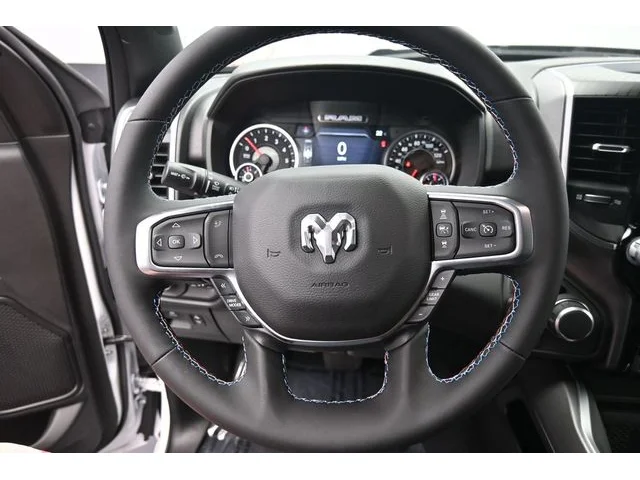 Nuevos RAM 1500 à Estados chez autogozo