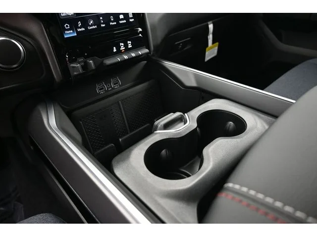 Nuevos RAM 1500 à Estados chez autogozo