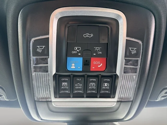 Nuevos RAM 1500 à Estados chez autogozo
