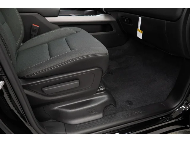 Nuevos RAM 1500 à Estados chez autogozo