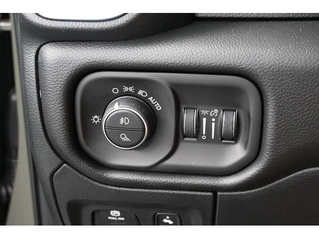 Nuevos RAM 1500 à Estados chez autogozo