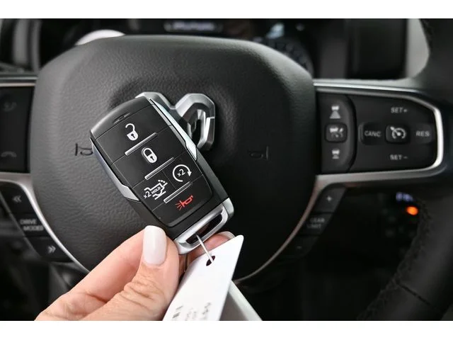 Nuevos RAM 1500 à Estados chez autogozo