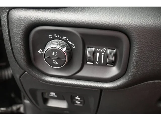 Nuevos RAM 1500 à Estados chez autogozo