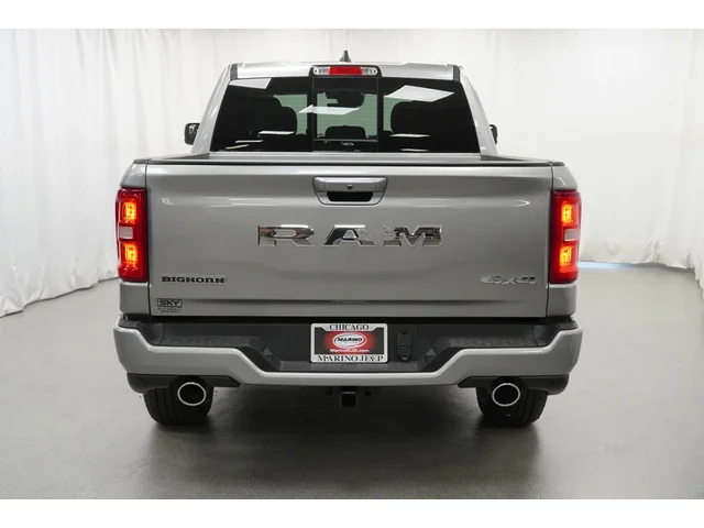 Nuevos RAM 1500 à Estados chez autogozo