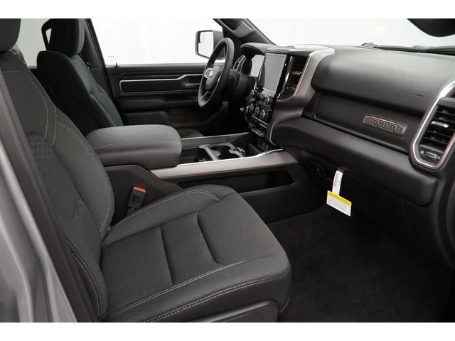 Nuevos RAM 1500 à Estados chez autogozo