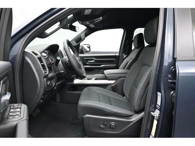 Nuevos RAM 1500 à Estados chez autogozo
