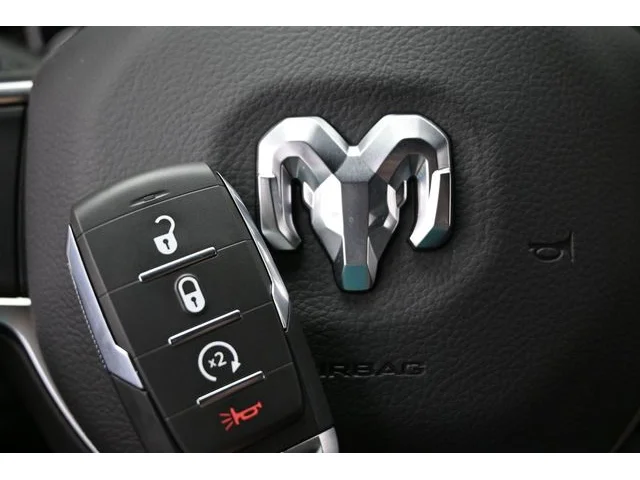 Nuevos RAM 1500 à Estados chez autogozo