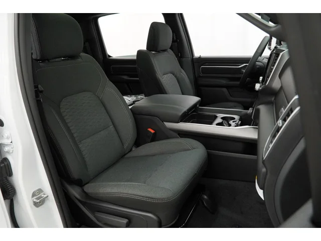 Nuevos RAM 1500 à Estados chez autogozo