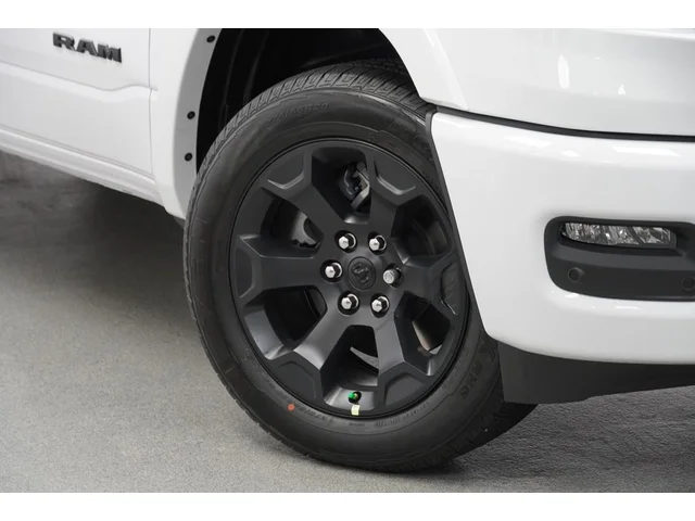 Nuevos RAM 1500 à Estados chez autogozo