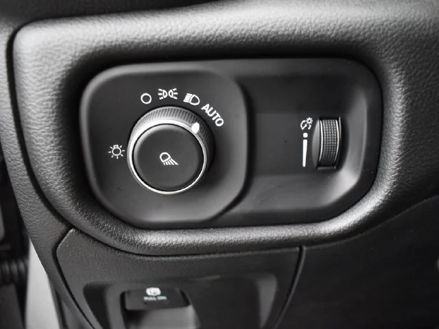 Nuevos RAM 1500 à Estados chez autogozo