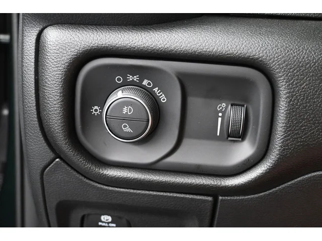 Nuevos RAM 1500 à Estados chez autogozo
