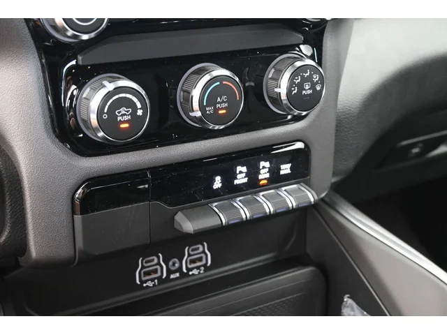 Nuevos RAM 1500 à Estados chez autogozo