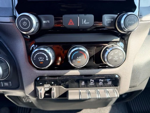 Nuevos RAM 1500 à Estados chez autogozo