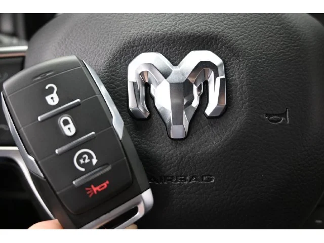Nuevos RAM 1500 à Estados chez autogozo