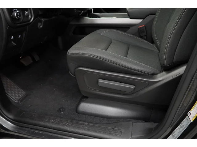 Nuevos RAM 1500 à Estados chez autogozo