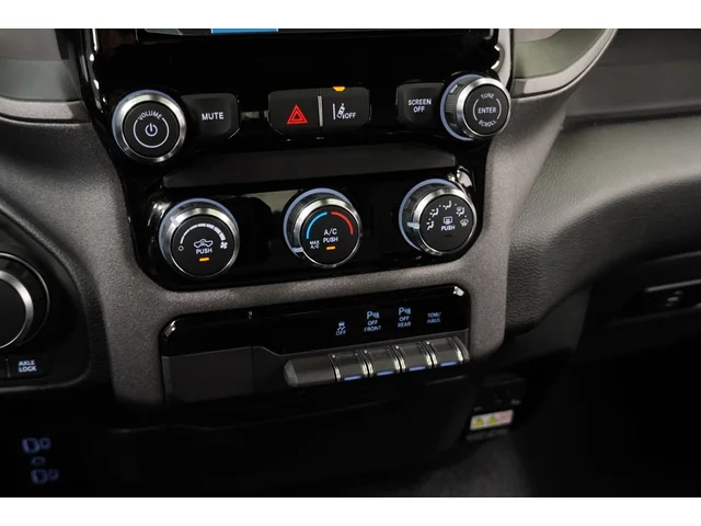 Nuevos RAM 1500 à Estados chez autogozo