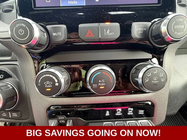 Nuevos RAM 1500 à Estados chez autogozo