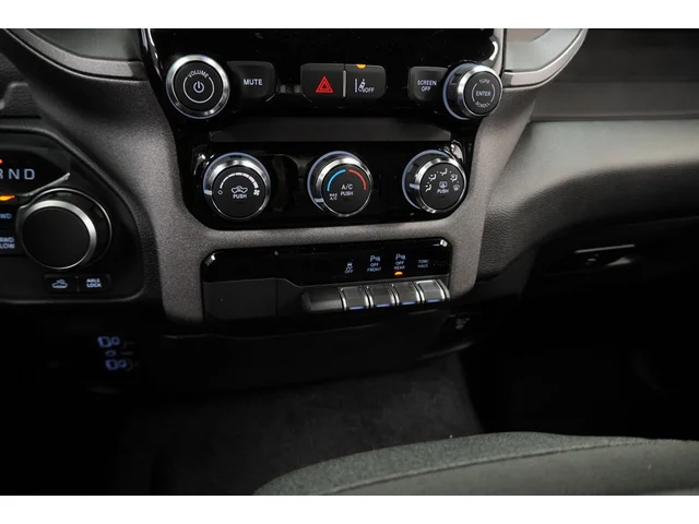 Nuevos RAM 1500 à Estados chez autogozo