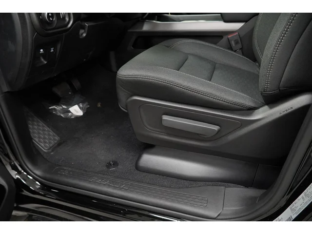 Nuevos RAM 1500 à Estados chez autogozo