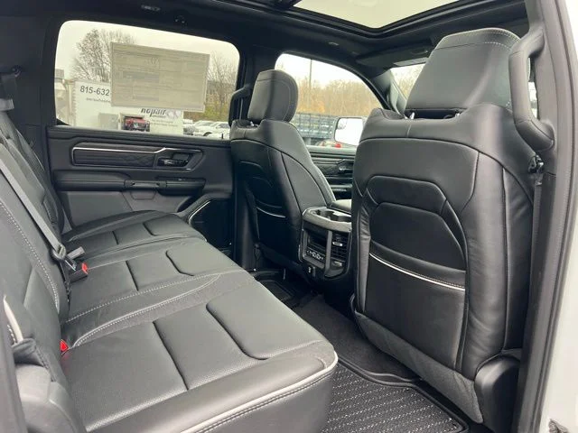 Nuevos RAM 1500 à Estados chez autogozo